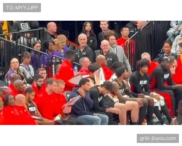 篮球比赛替补席管理规则深度解析:哪些行为会受罚? 篮球比赛替补席管理规则深度解析:哪些行为会受罚?